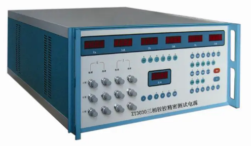 三相程控標(biāo)準(zhǔn)源.png 三相程控標(biāo)準(zhǔn)源.png