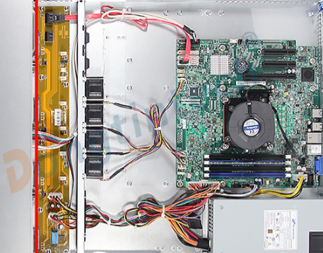 工控機(jī)內(nèi)部走線.png 工控機(jī)內(nèi)部走線.png