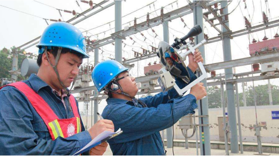 檢修電網設備
