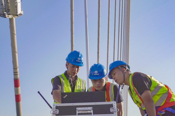 鐵索機(jī)器人檢測(cè).png 鐵索機(jī)器人檢測(cè).png