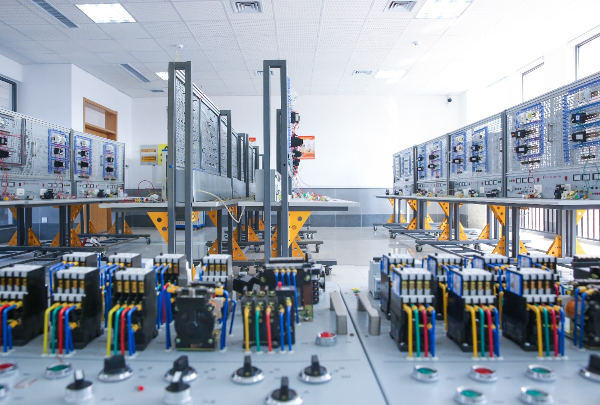 電氣行業(yè).png 電氣行業(yè).png